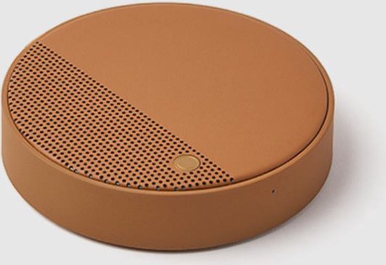 Lexon Design OSLO Energy + QI Charger Speaker - Camel van Lexon
