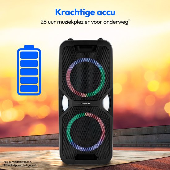 MEDION PE-1 Pure Partybox (accu, met microfoon, grote draagbare Bluetooth-luidspreker, muziekbox met lichteffecten, partyluidspreker met karaoke, 2 microfoonaansluitingen, AUX, USB, radio), MD400000 van MEDION